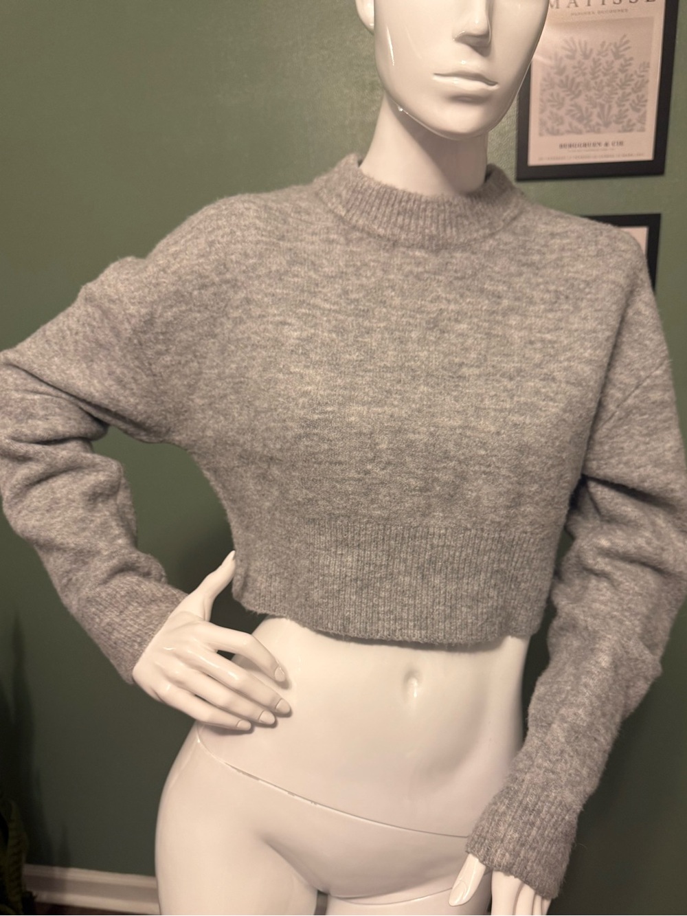 Zara Light Grey Cropped Crew Neck Sweater Size S